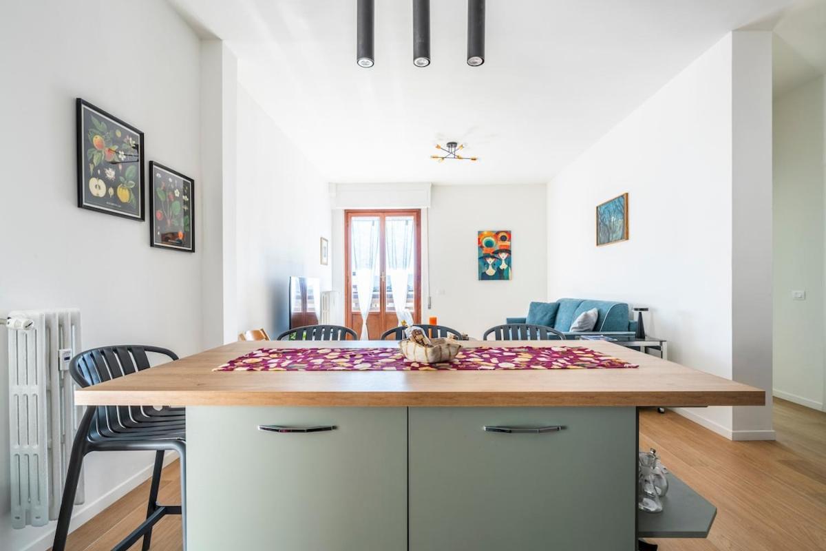New 2bdr - Panoramic Penthouse With Parking Space